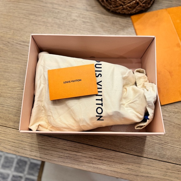 Louis Vuitton LV Trainer Sneaker - Picture 17 of 17